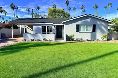 Image de Arcadia–Biltmore Retreat • Pool • Prime Location