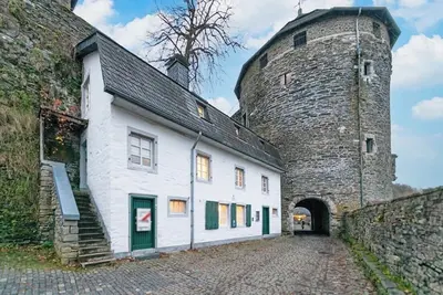 Half-timbered nest at the castle