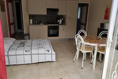 Image de Gîte Coquelicot à Pradons avec piscine partagée, Wi-Fi et climatisation