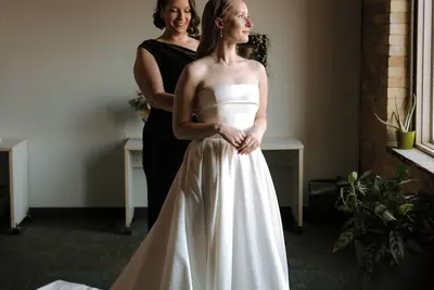 Image de Memoria: A Luxury Cream City Bridal Suite