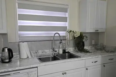 Image de Beautiful 2br suite for family and friends