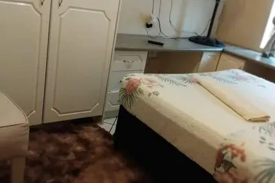 Image de 0787391431 Guest House in Mafikeng \nPrices from R350/R450\nGolden Gate GuestHouse