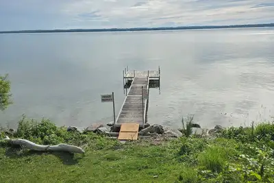 Image de Lakeview, Warm and Inviting, Family Home