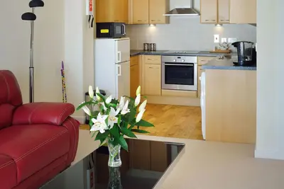 Image de Luxury Sea Front Modern 1-bedroom apartment in Douglas perfect for your getaway