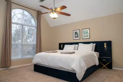 Image de Cozy Home Near Dallas Downtown & Dfw Airport!