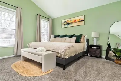 Image de Charming Downtown Luray 3br - Walk to Shops, Near Caverns & Skyline Drive