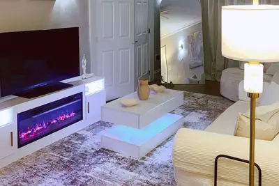 Image de Stylish Furnished Private Milwaukee Apt - Close to Local Attractions