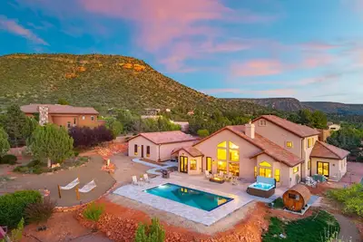 Image de 5bd/3. 5 Ba Sedona Red Rock Retreat