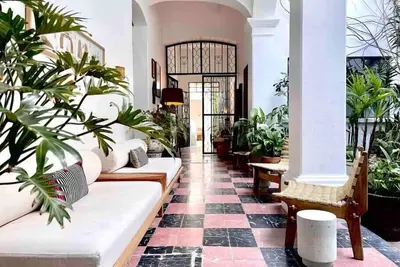 Image de A Colonial Dream -Lush Patios | Downtown