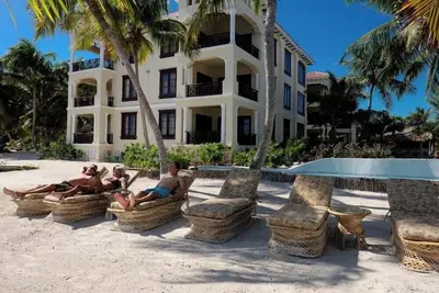 Image de 2br UpperLevel Beachfront |Pompano 602 | La Beliza