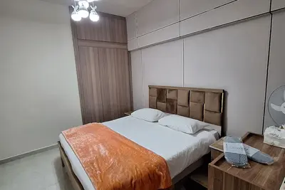 Image de 2-bedroom apartment in amazing Beirut  Hamra with cool Ac comfort