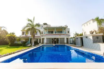 Luxury 5br Villa in Green Heights compound-6th October
