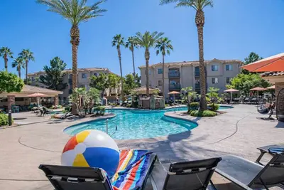 Image de Asu Area Stay | Pool, Spa, Gym & Free Parking