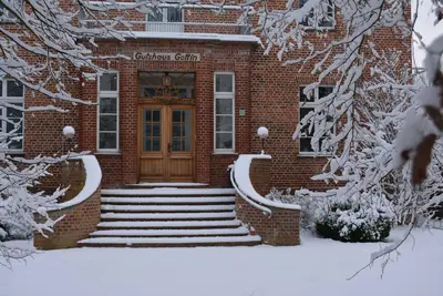 Image de Gutshaus Gottin - Manor house for exclusive rent