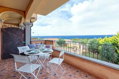 Image de Joli appartement pour 5 personnes avec climatisation, Tv et patio