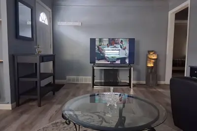 Image de Delightful 3-bedroom bungalow in Flint perfect for your getaway