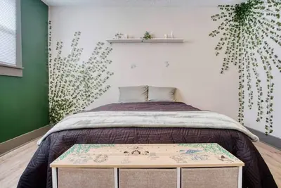 Charming Windsor Park Stay – 1br|1ba w/ Workspace