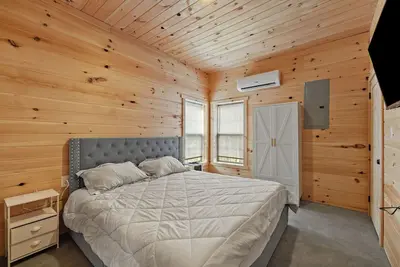 Image de Cozy 2-Bedroom Cabin Overlooking Beautiful Lake Cumberland