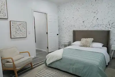 Image de Prime Oasis - 1 mil to Temple U - W/D -Free Snacks