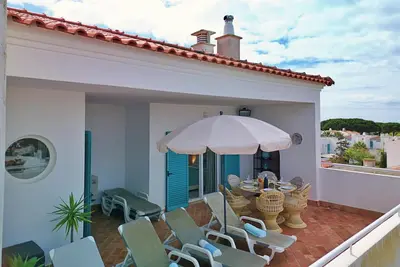 Image de L&A Penthouse, 3 Bethrooms (3 wc), 2 ensuite, Sea Views, Prainha, Alvor, Private Park