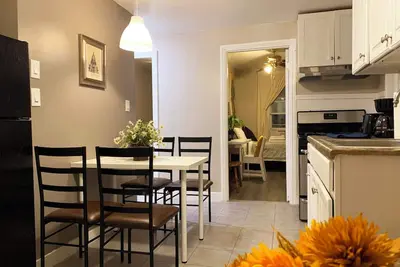 Image de UInn-At UPenn; 3a;2 bedroom /1 bathroom at the heart of University City