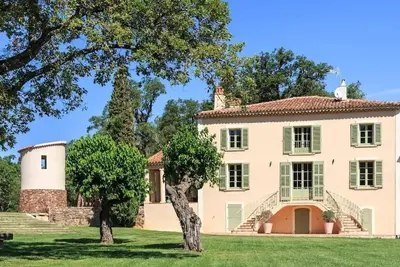 Image de Château Réal d’Or - Bastide & Suites - Le Charme Provençal - Ouverture
