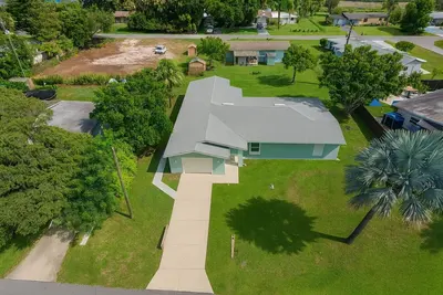 Image de Comfy 2br Stay with En-Suite & Full Kitchen