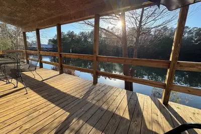 Image de Country Lake Getaway.