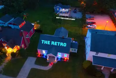 Image de Dual-Home Retreat w/ Hot Tub & Patio Escape