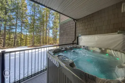 Image de Cozy Kimberley Condo with Private Hot Tub