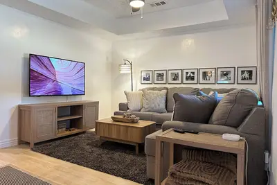 Image de Feathergrass Home