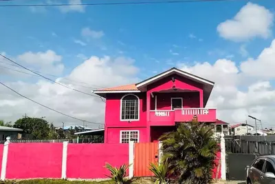 Image de Cozy 1-Bedroom Apartment in Beautiful East Bank Demerara with Ac