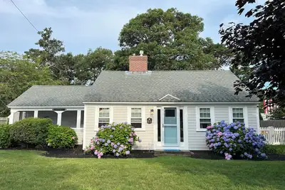 Image de Airy Cottage, Private Beach 3 min. “A Little Sandy”