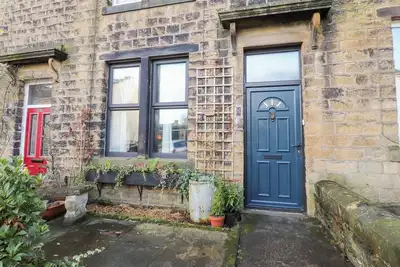 Image de Heathcliff Cottage, family friendly, with open fire in Haworth