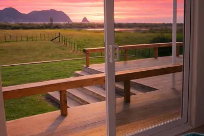 Image de Quiet Luxury Stay by the Coast