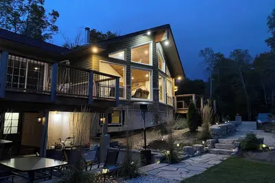 Image de Sunset Villa | Hot Tub, Gym and Cozy Retreat