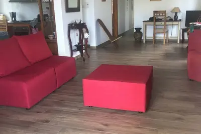 Image de Belle villa spacieuse de 225 m2, idéale pour une famille, près du bord de mer