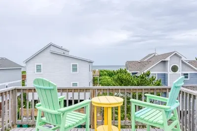 Image de Semi-Ocean Front - Pet Friendly - Directly Across from Beach Access