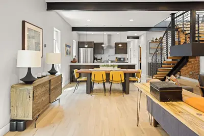 Highlands Square Modern 3br – Yard, Grill & Garage