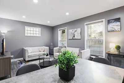 Image de Cozy Chic Home close to Oakbrook