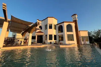 Casa Hipocampo – Ocean Views, Pool & Comfort