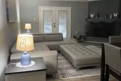 Image de Home Away From Home  2-bedroom condo with Ac in charming Slidell