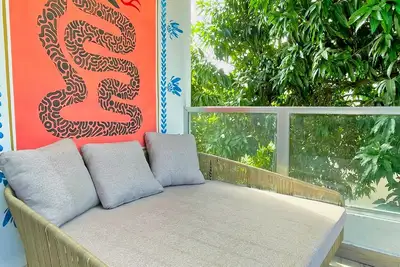 Image de Paradise away from home,