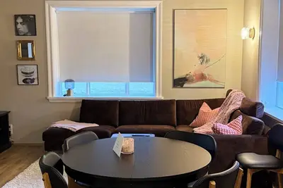 Image de Comfortable 2br apartment just outside Reykjavík city center with parking