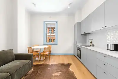 The Surrey Redfern 1