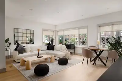 Image de Modern Design 3 Bdr Apartment