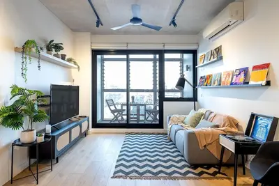 Image de Skyline Suites | Cosy Retro Retreat, Walk to Mcg