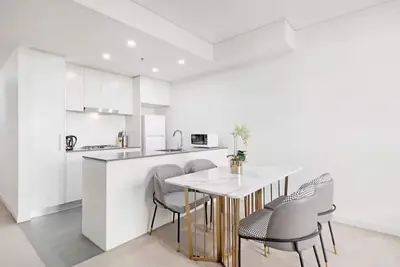 Image de 2-bedroom apartment in gorgeous East Lindfield with Ac