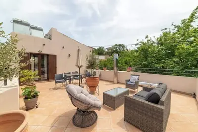 Image de 3-Min Drive to Kalyves Beach, Stone Villa in Armenoi. Near Cafés & Tavernas.