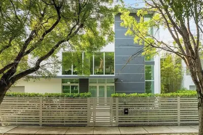Image de Posh Brickell Villa w/Rooftop Pool & City View